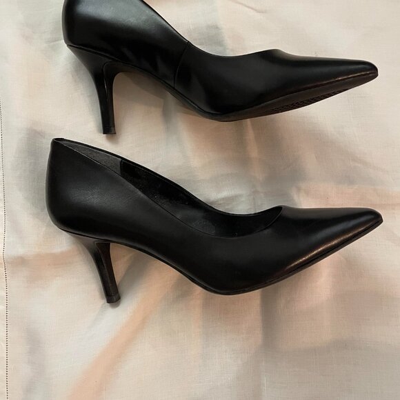 Black Leather Alfani Pointed-Toe Stiletto Heal, Slip On  Pumps (Jeulesrb) 7.5 M - Picture 4 of 4